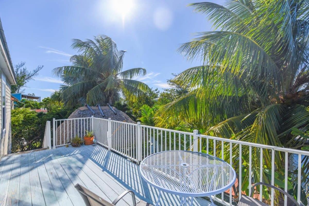 Loggerhead Lagoon - Modern Waterfront Home Pirates Cove Exterior foto