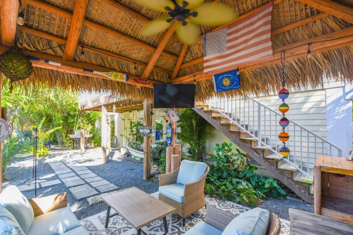 Loggerhead Lagoon - Modern Waterfront Home Pirates Cove Exterior foto