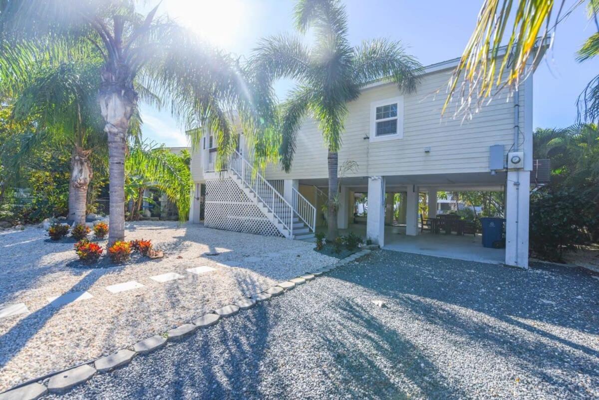 Loggerhead Lagoon - Modern Waterfront Home Pirates Cove Exterior foto